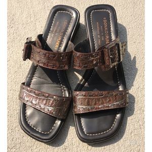 Donald J Pliner Sandals